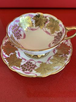 Vintage Royal Stafford La Vigne D'or tea cup, pink and gold tea cup, gold gilt, pink Royal Stafford, English bone china