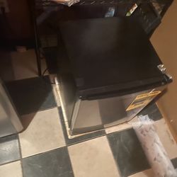 Whirl Pool Fridge 