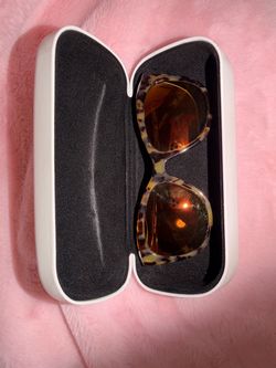 Tortoise Shell Sunglasses with Case