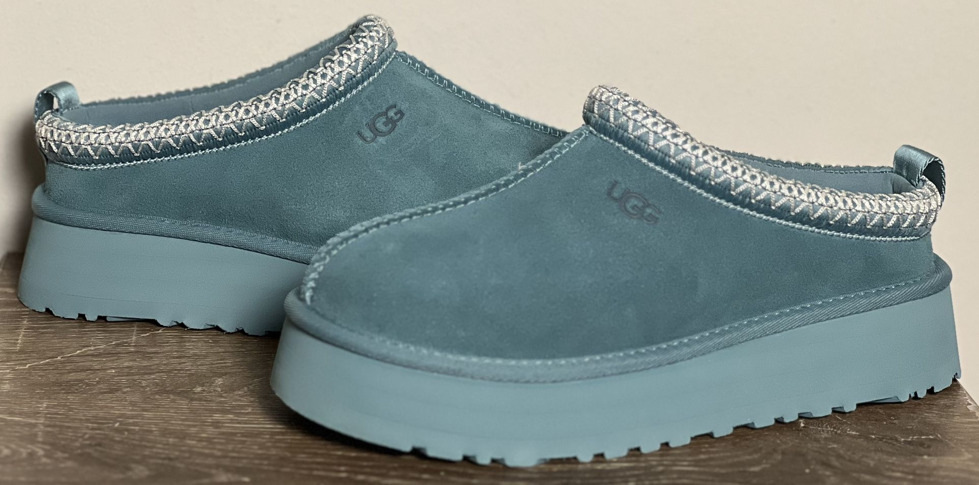 UGG Tazz Slipper Deep Ice Blue (Women’s) | Size 9W / 8M | 1122553-DEE (2024) NEW