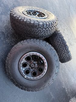 FORD F-150 RAPTOR 2026 WHEELS AND TIRES