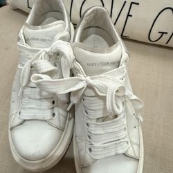 Alexander McQueen 