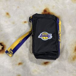 Lakers game collectable Fani pack   