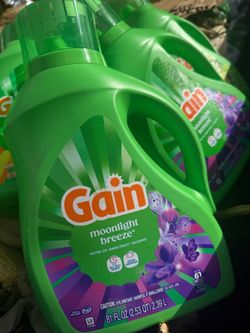 Laundry detergent