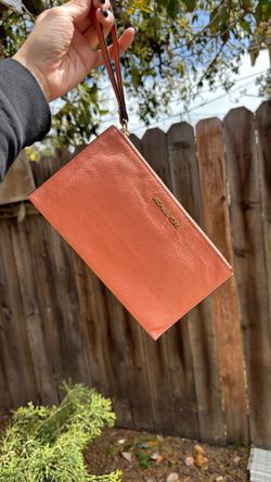 Michael Kors Wristlet bag