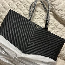 Brand New Victoria Secret Tote Bag 
