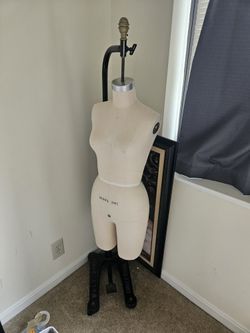 Wolfform Co Dress Form Size 8 Vintage