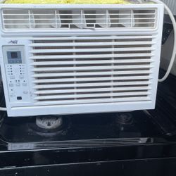 Window AC unit