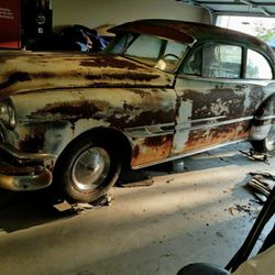 1952 Pontiac Chieftain 2dr