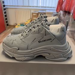 Balenciaga Triple S