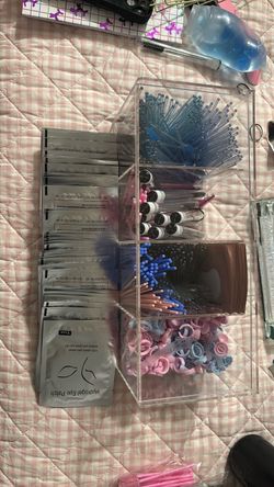 Lash Extension Supplies Bundle with Organizer