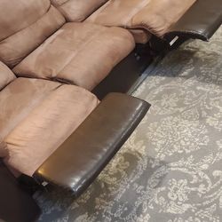 Livingroom Set, Sofa And Loveseat Reclin