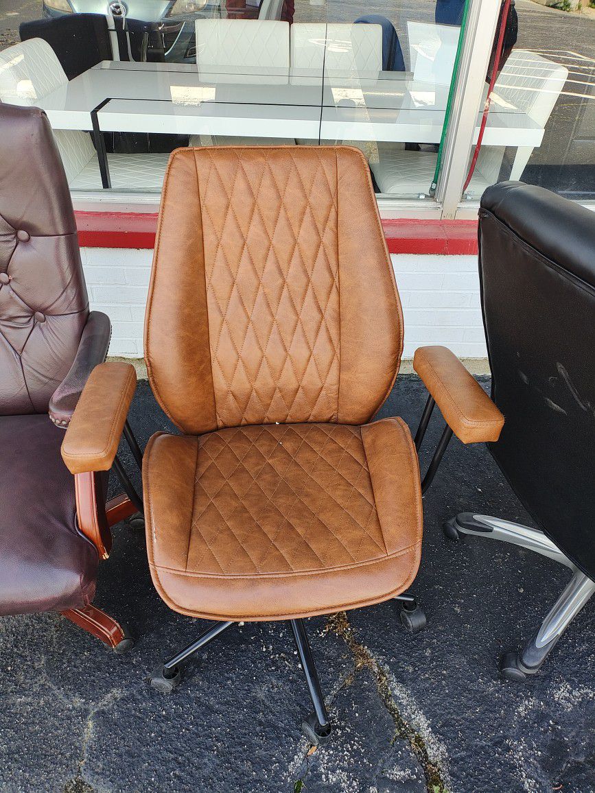 Leather Office/ Gaming Chairs