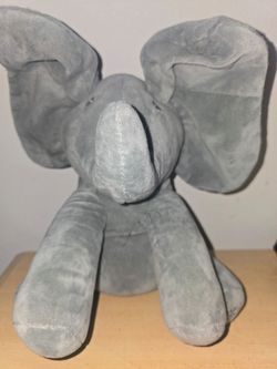 LIKE NEW SINGING ELEPHANT AND EARS FLAP