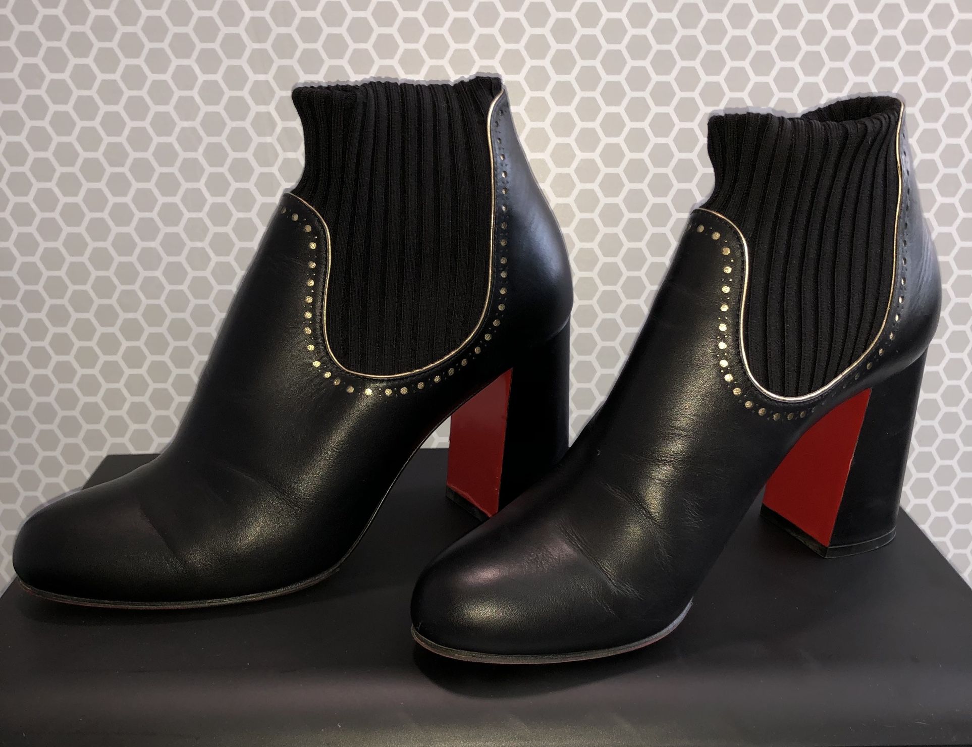 100% Authentic Christian Louboutin Black