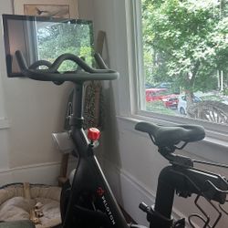 Peloton Bike