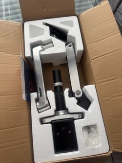 Ergotron LX single monitor arm
