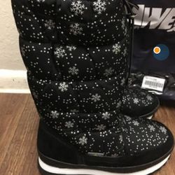 New with bag Dadawen winter snow boots women’s 6.5