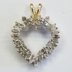 Diamond Heart Pendant 