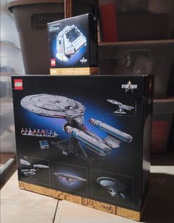 LEGO STAR TREK USS Enterprise 10356 and Type-15 Shuttle 40768 bundle