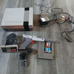 Original Nintendo NES Game System 