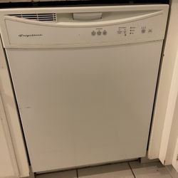 Dishwasher 