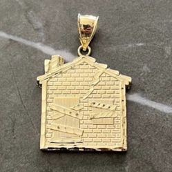 10k Gold Trap House Charm Pendant 