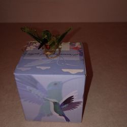 blown glass hummingbird figurine