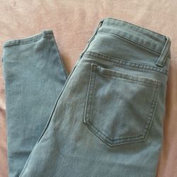 Light Skinny Jeans