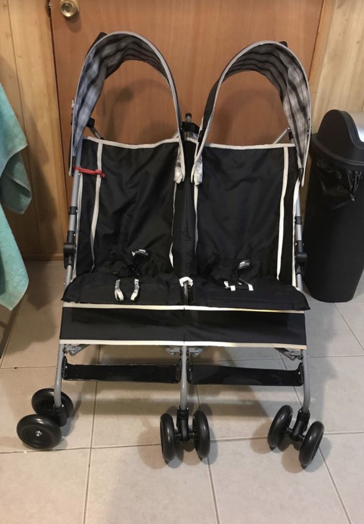 Brand New DOUBLE stroller!!