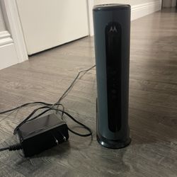 Motorola MB8600 DOCSIS 3.1 Cable Modem