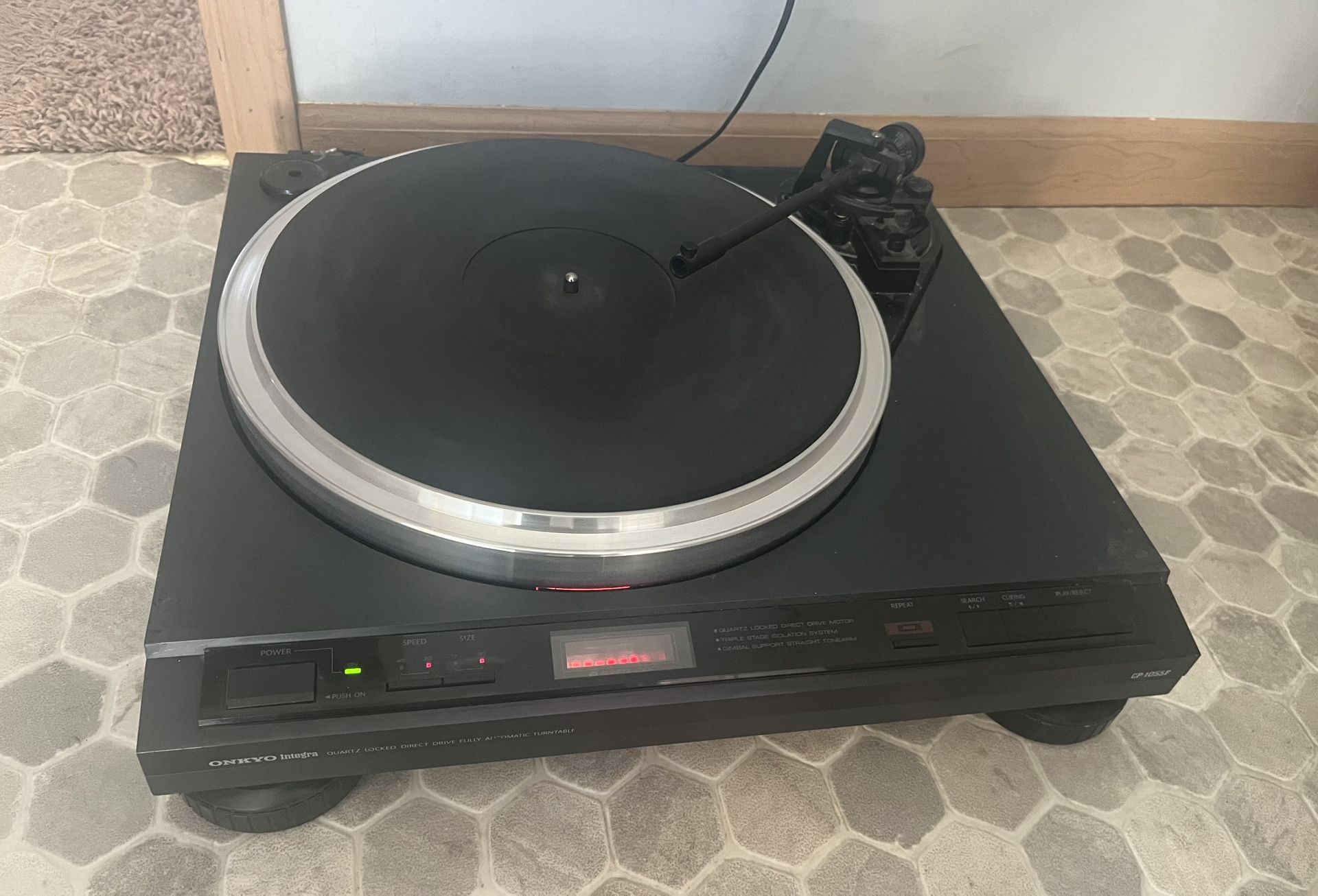 Onkyo Integra Quartz Locked Turntable CP-1055