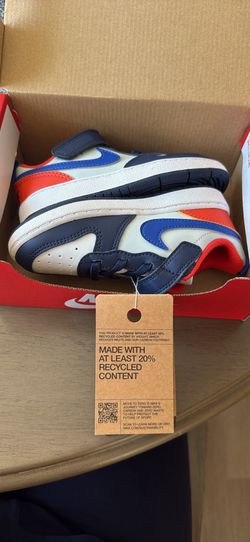 New Nike Toddler Shoes. Size 9c.