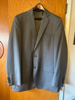 New with Tags: Marc Anthony Grey 2 Piece Slim Suit Size 42L and 34x34