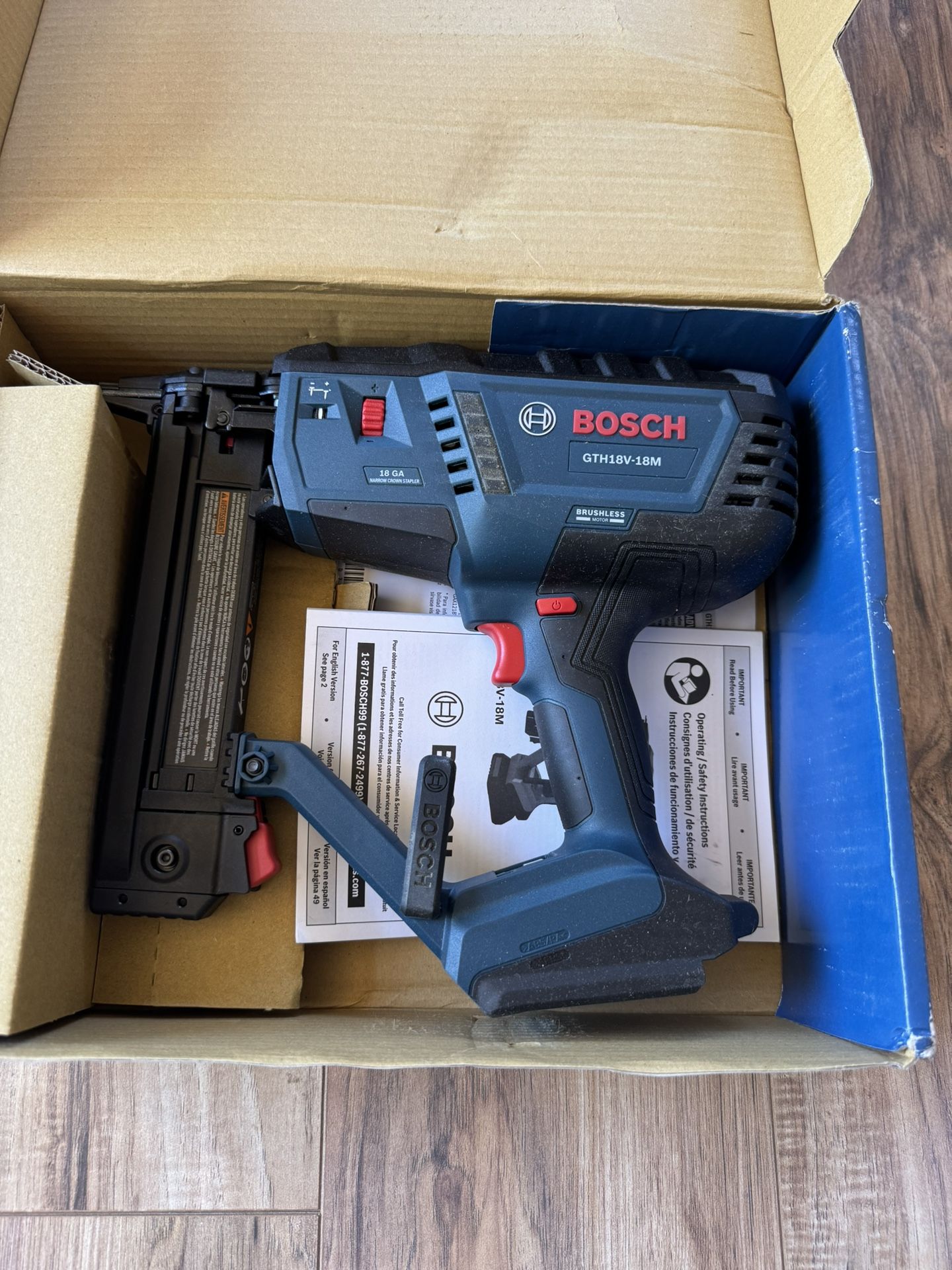 Bosch GTH18V-18MN 18V Brushless 18-Gauge Narrow Crown Stapler