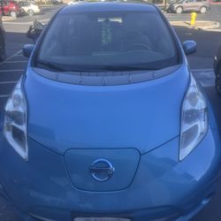 Nissan Leaft  2012