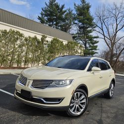 ///2016 Lincoln MKX Reserve AWD///