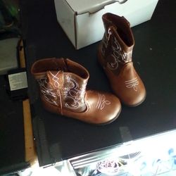 Toddler Size 6 Boots 