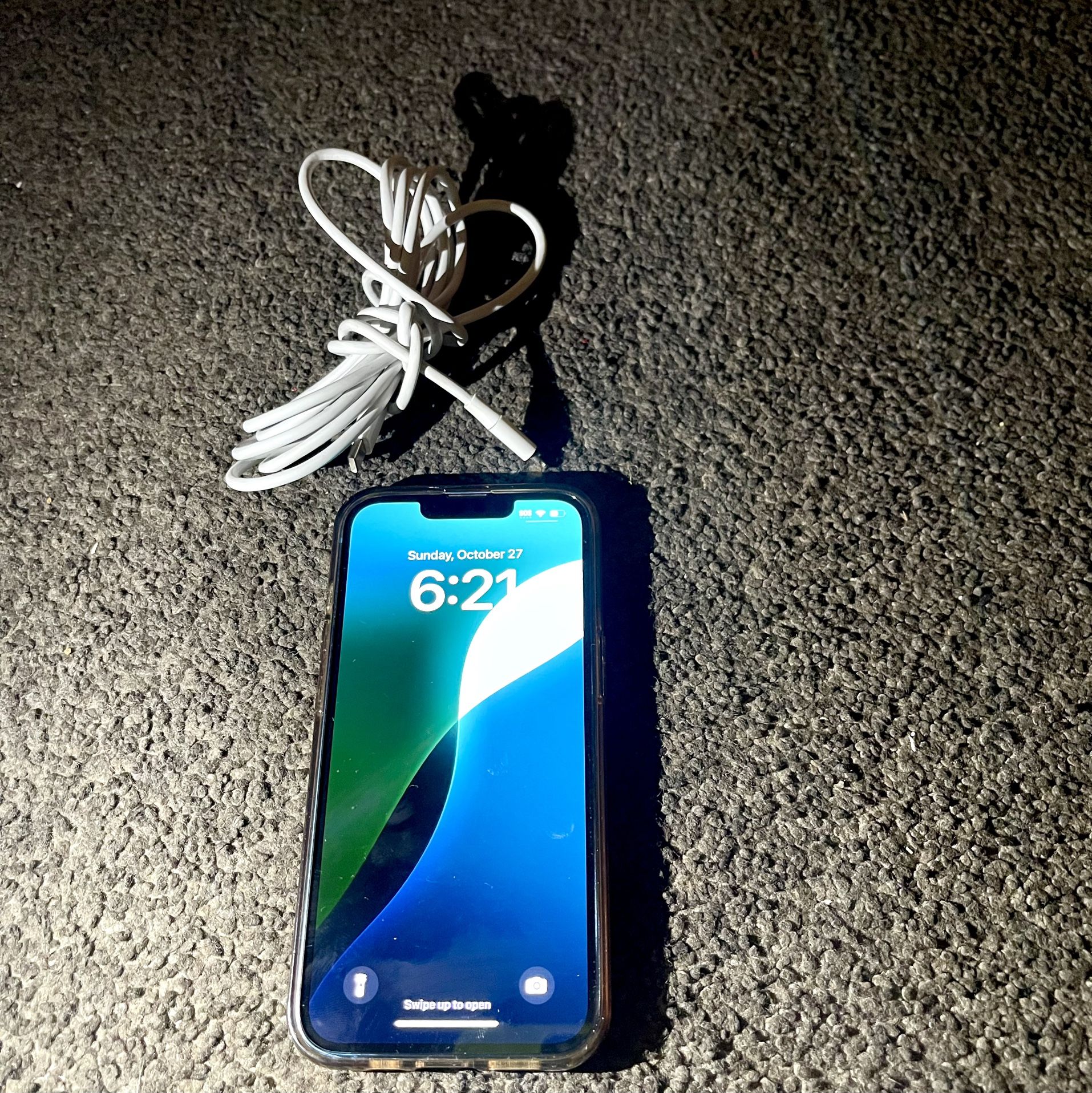 97% Battery Health iPhone 13 Practically New Factory Unlocked