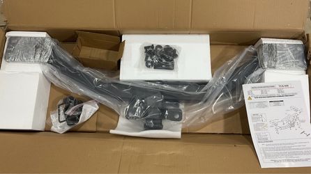 Class 3 Trailer Hitch, 08-17 Buick Enclave, 09-17 Chevy Traverse 07-17 GMC Acadia, 07-10 *NEW*