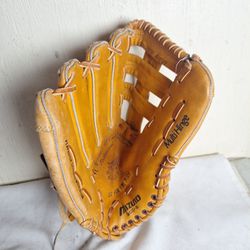 Mizuno Baseball Glove,,,,  12"