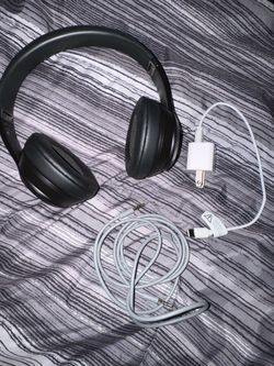 Beats Solo 4