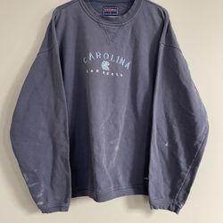  Vintage UNC Tar-Heels Crewneck Sweater
