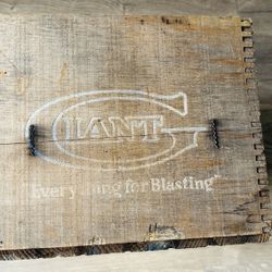 1940S ATLAS POWDER COMPANY, WOOD SHIPPING CRATE, DYNAMITE CRATE