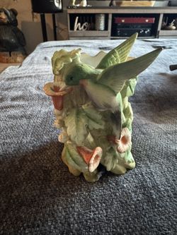 Lefton “vintage” Humming Bird