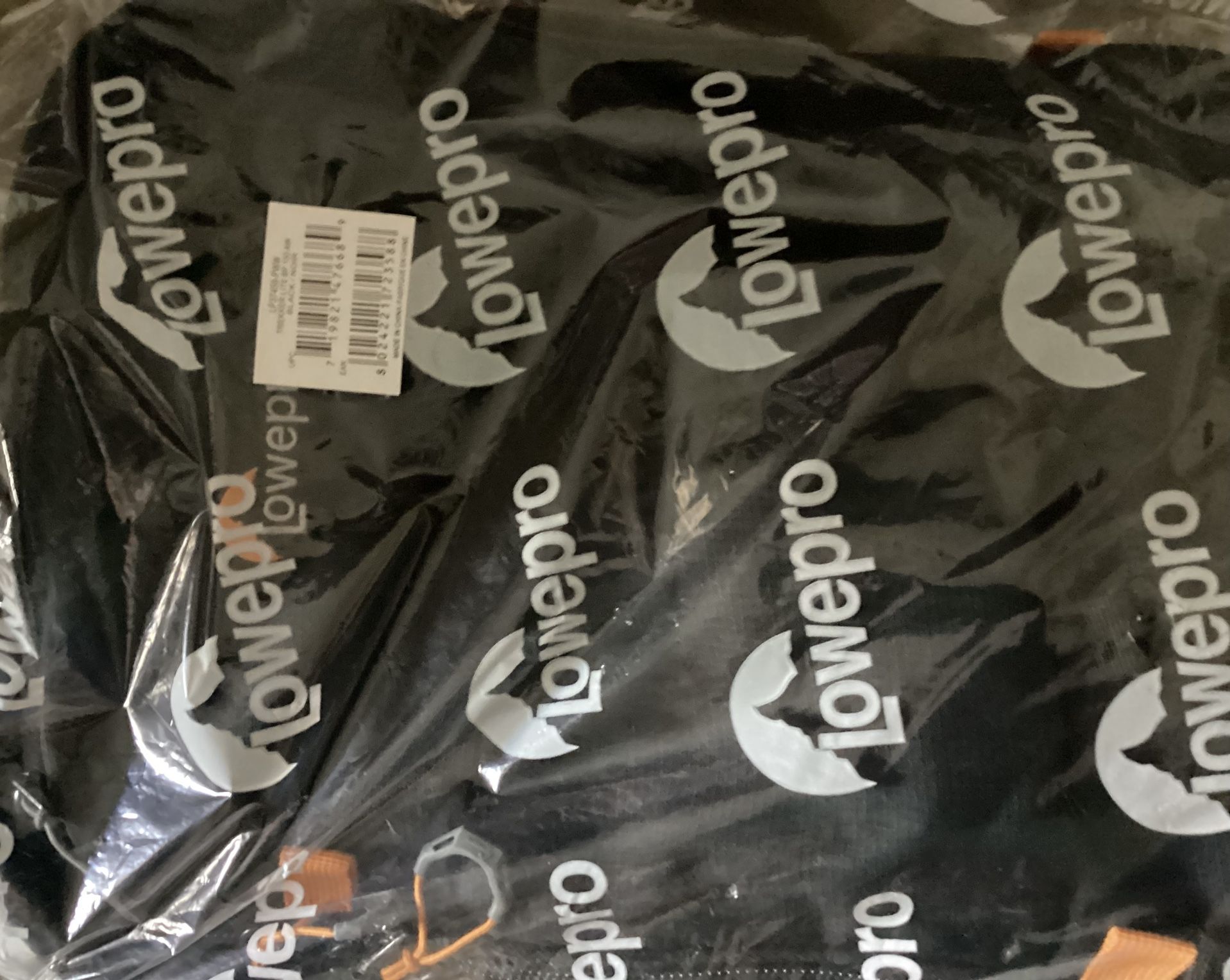 Lowepro Trekker Lite BP 150 AW, Black - LP37459-PWW