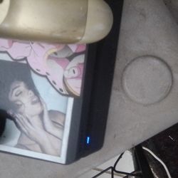 Ps4 70 bucks comes with 2 controllers