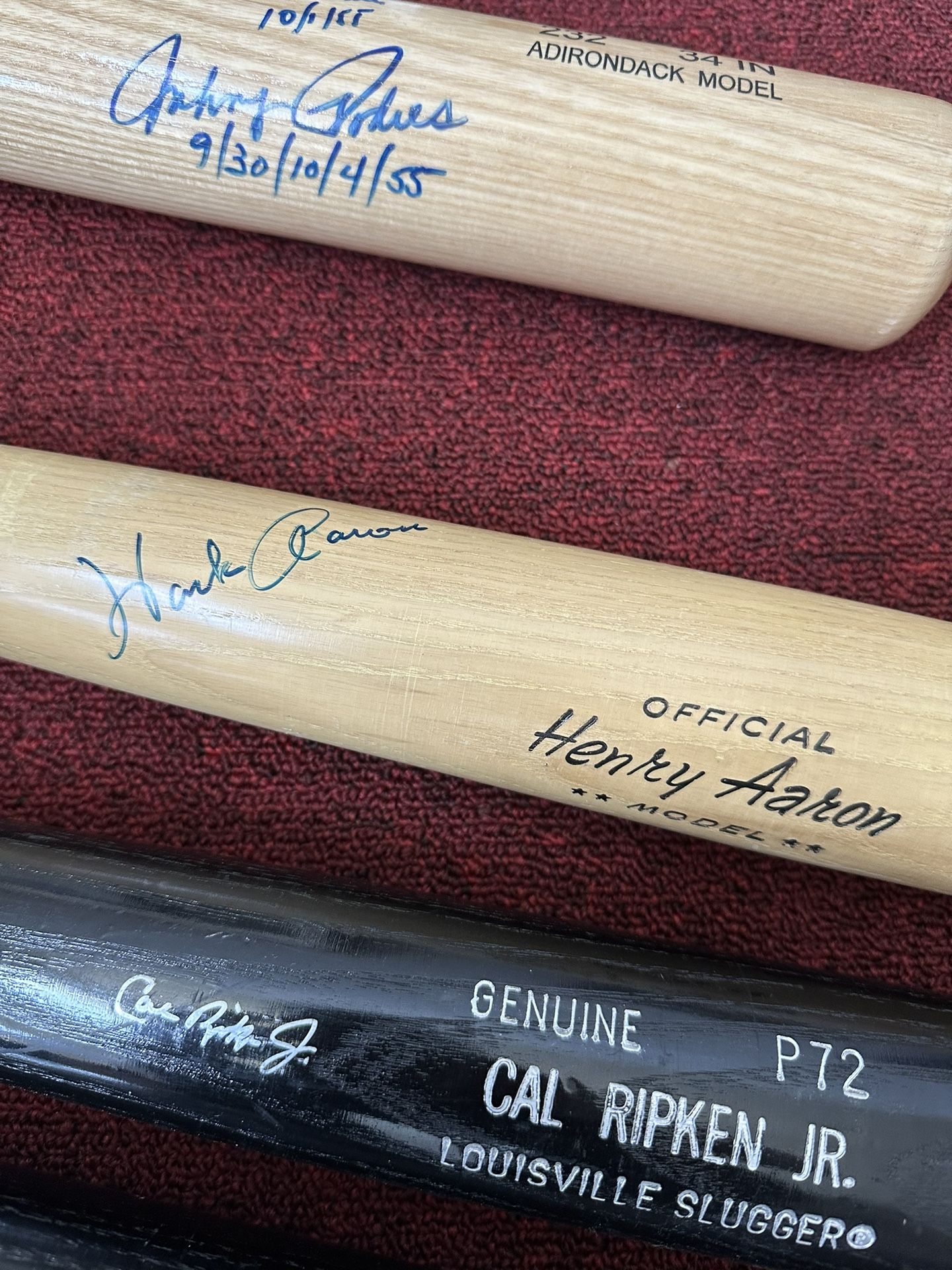 Hank Aaron signed Louisville baseball bat