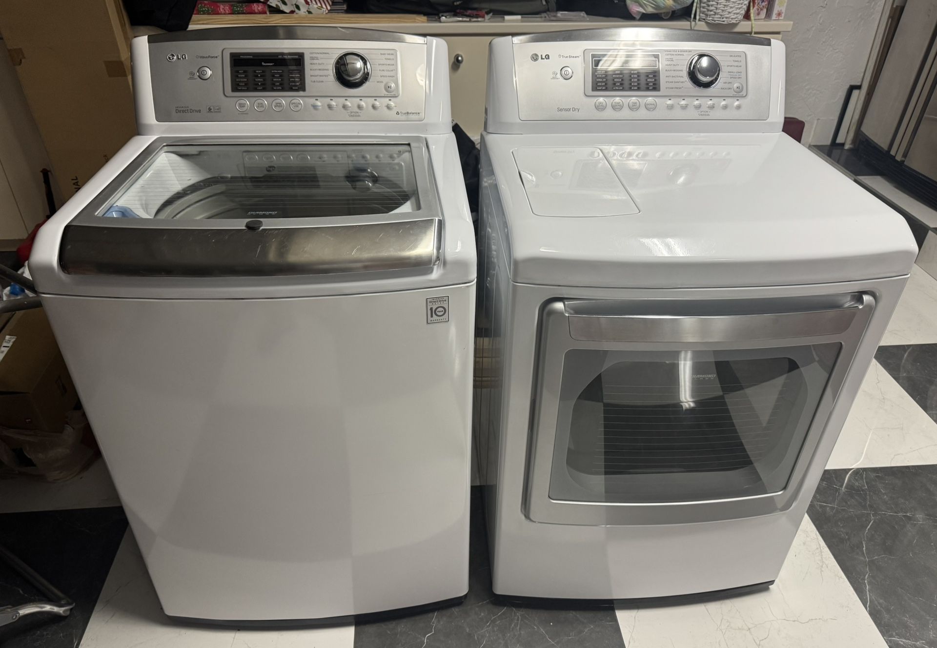 LG WASHER AND DRYER