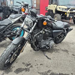 2019 Harley Davidson Sportster Iron 883